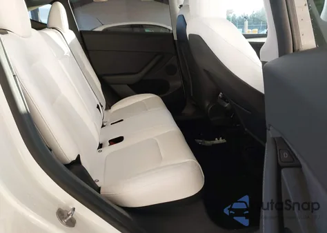 2022 Tesla Model Y Long Range Dual Motor All-Wheel Drive из США, поврежденный, VIN 7SAYGDEE4NF546533